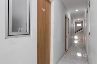 RedDoorz near Central Park Mall - Giacarta - 6