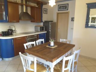 Beach Home Noemie - Vir - 6