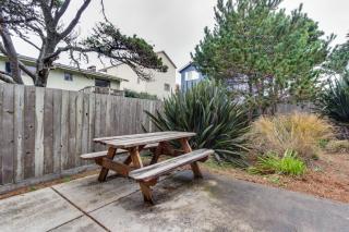 Gone Coastal - Lincoln City - 1