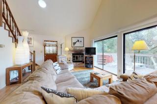 Cozy Chalet (15-013) - Groveland - 5