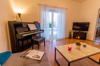 Holiday Home Mirela - Studenci - 3