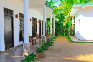 Banana Resort And Restaurant - 3