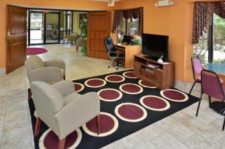 America's Best Value Inn & Suites - 8