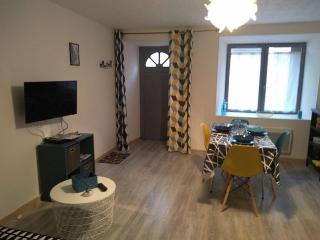 Joli petit logement en centre ville de Brioude - 5