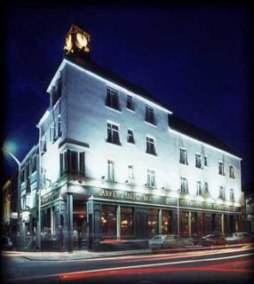 Thirteen On The Green - Eyre Square - 9