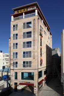Dorcas Tourist Hostel - Tongyeong - 0