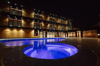Barhat Hotel & SPA - Taras - 0