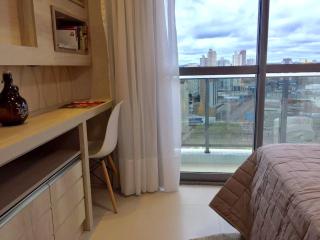 Estudio moderno com linda vista para a Serra - Curitiba - 7