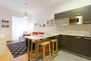The Rentals Collection | Prim - 1