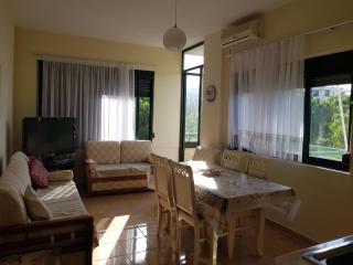 Holiday Family Apartment - Golem - 1