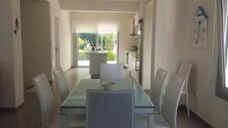 FAMILY HOME - 4