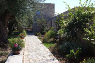 Mythies - Holiday Houses in Mani - Leuktron - 1