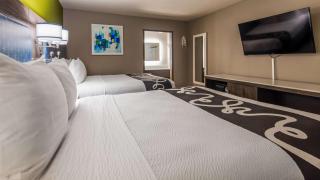 SureStay Plus Hotel by Best Western Point Richmond - Richmond - 8