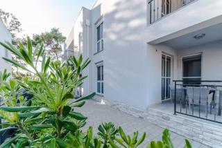 Apartmani Villa Adriatic - Vir - 0