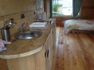 hygge hut - 8