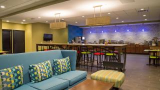 Albany Airport Inn - 8