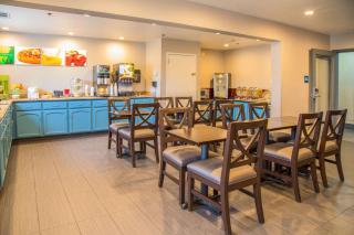 Quality Inn Merced Gateway to Yosemite - Merced - 1