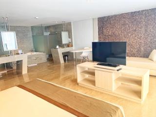 Hotel Daun Bali Seminyak - Seminyak - 8