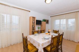 Apartments Amalija - Vodice - 8