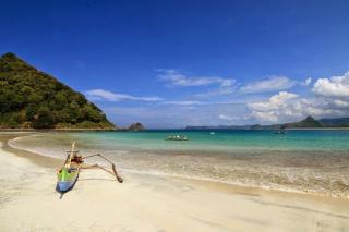 Selong Belanak Bungalows - Selong Belanak - 4