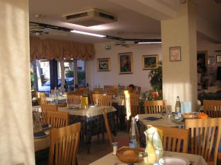 Hotel Canasta - Riccione - 2