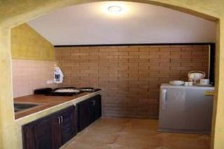 Sanuk bungalows - 5