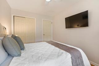 Close to NYC | King Bed | Free Parking - Bloomfield - 1