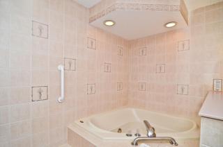 Pocono Resort & Conference Center - Pocono Mountains - 4