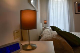 Yellow House - Venice - 9
