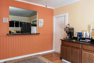 Rodeway Inn & Suites - Walhalla - 5