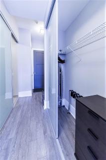 Upscale Suite at CN Tower, Metro Convention & Rogers Centre - Toronto - 3