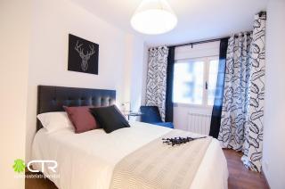 Spacious & Modern Apartment - 6