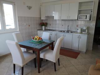 Apartments Mate - Ražanj - 1