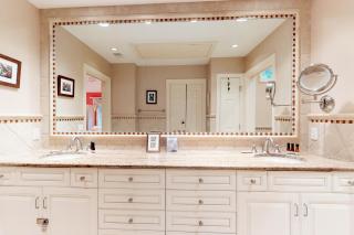 Royal Estate Plus Guest House - Hilton Head Island - 9