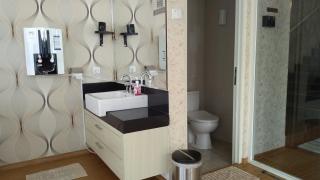 One-8 Premium Villa - 1