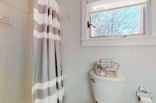 Lake Time Cottage - Orland - 1