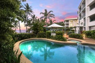 Trinity Waters Boutique Beachfront - Trinity Beach - 9