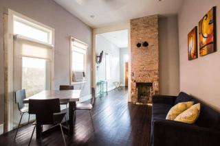 Modern Condo Blocks from Quarters - New Orleans - 1