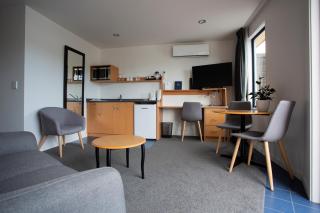 Harbourside Lodge - 8