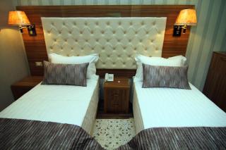 Hotel Boutique Restaurant Gloria - Tirana - 8