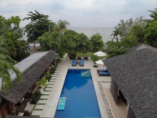 Frangipani Beach Hotel - Lovina - 5