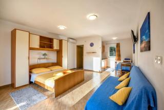 Apartments Slavica - Luka - 8
