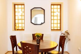Lovely apartment and quiet courtyard in city centre - 5