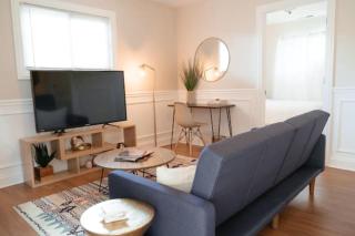 Calm & Well-Equipped 2BR Chicago Apartment - Central Cozy - Dunning - 6