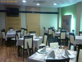 Hotel GBC Avenida Pontevedra - 9