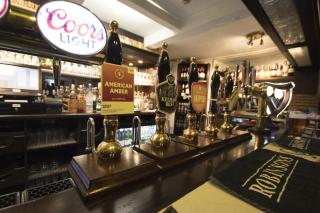 The Bulls Head - Glossop - 1