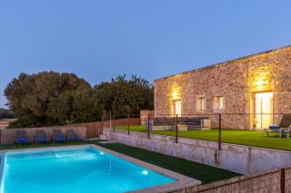 Villa Es Gassons By homevillas360 - 5
