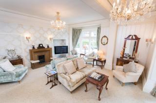 Grovefield Manor - 2