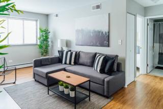 1BR Stylish Apartment, Perfect for Getaway - Oakdale 201 - Chicago - 0