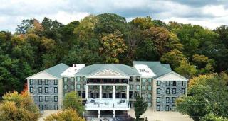 Niagara Crossing Hotel and Spa - Lewiston - 1